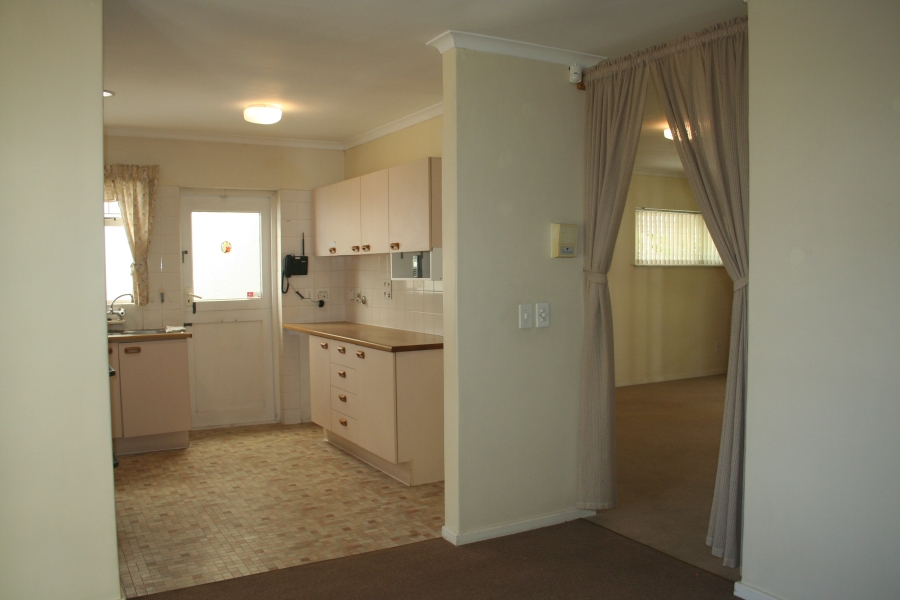 To Let 3 Bedroom Property for Rent in Onder Papegaaiberg Western Cape